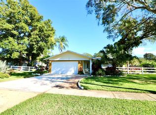 762 Riviere Rd, Palm Harbor, FL 34683