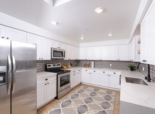 Newhall Crossings, Newhall, CA 91321