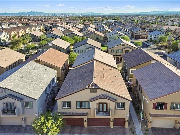 3rd image of 4705 Blaise Ave #102