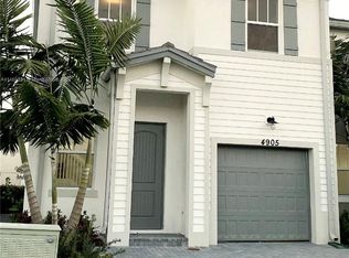 4905 NW 48th Ter, Tamarac, FL 33319