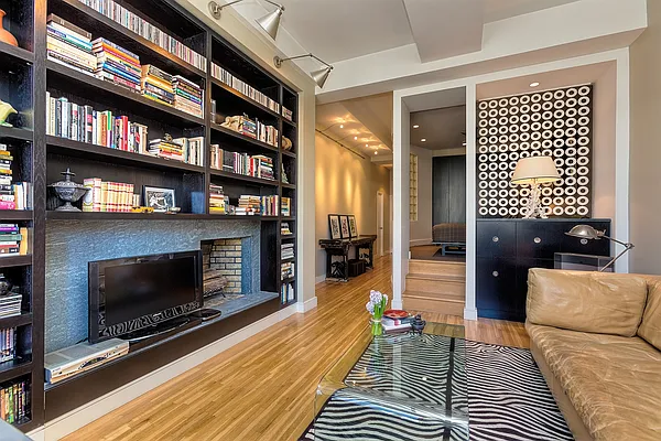 Sold by Corcoran | media 8