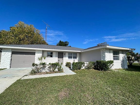 2nd image of 4211 SW 145th Place Rd