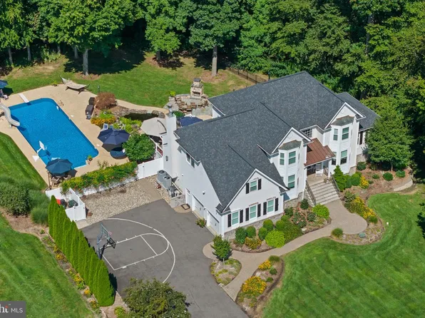 20 Hankins Farm Rd, Allentown, NJ 08501