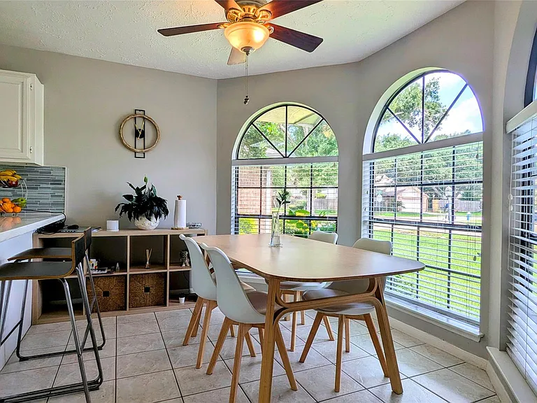12639 Ashford Hills Dr — Photo 6
