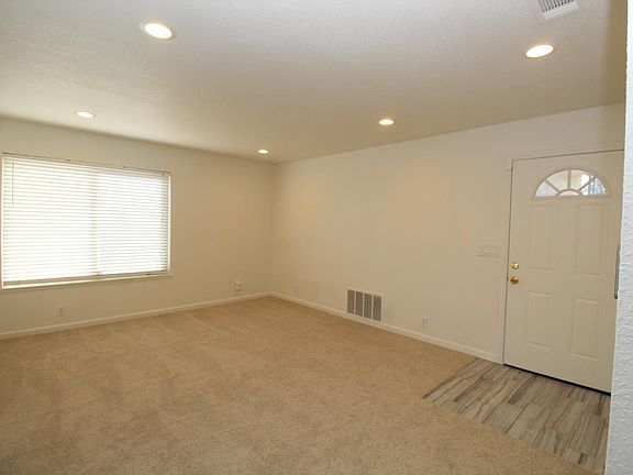2nd image of 307 Ponderosa Drive