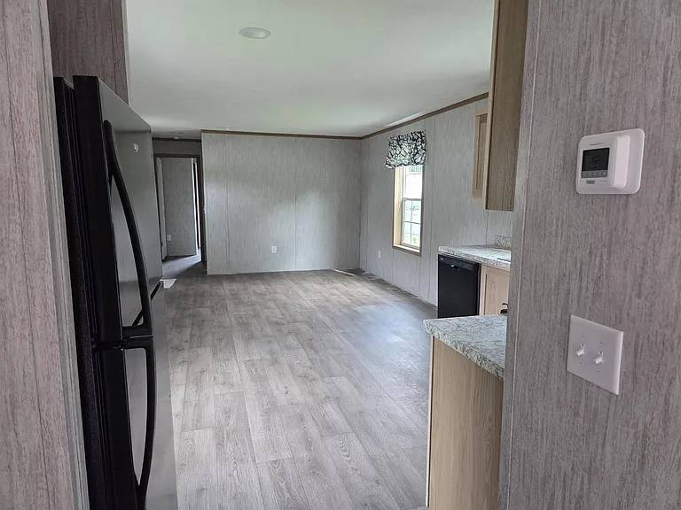 410 Donegal Dr — Photo 8