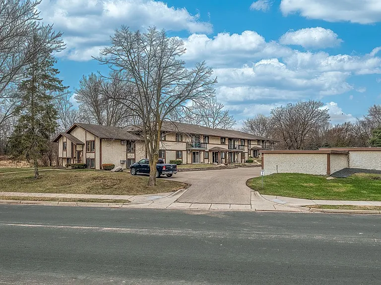 621 Santa Vera Dr — Photo 75