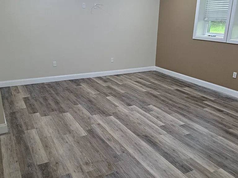 504 Roosevelt St — Photo 6