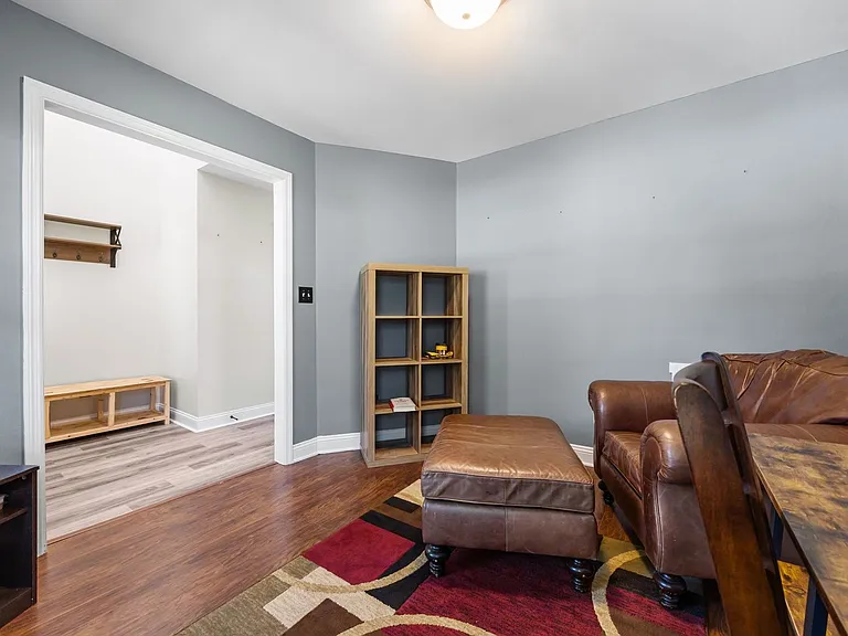 686 Colonial Hills Dr — Photo 34