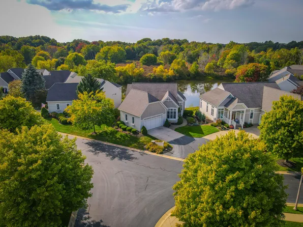 18163 Lost Creek Ln, Spring Lake, MI 49456