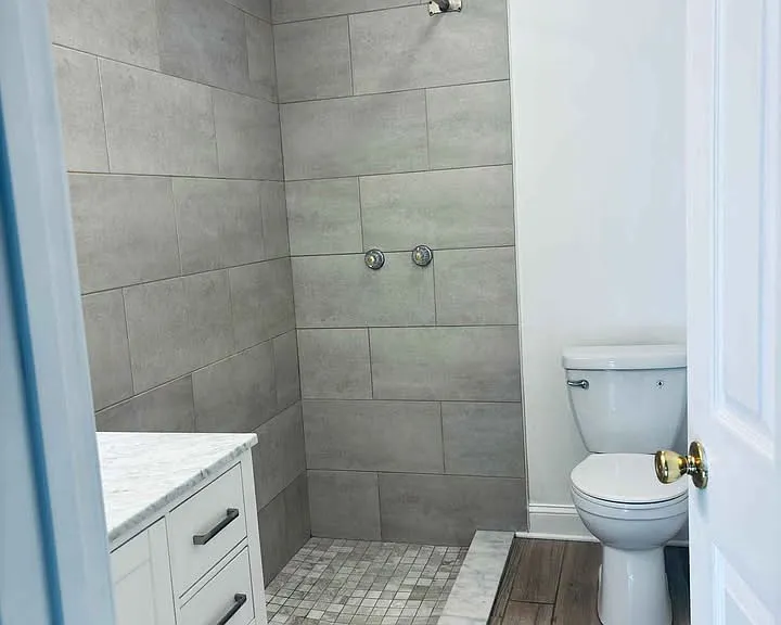 2130 Bancroft Pl #E — Photo 10