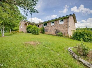 212 Littrell Private Dr, Bluff City, TN 37618