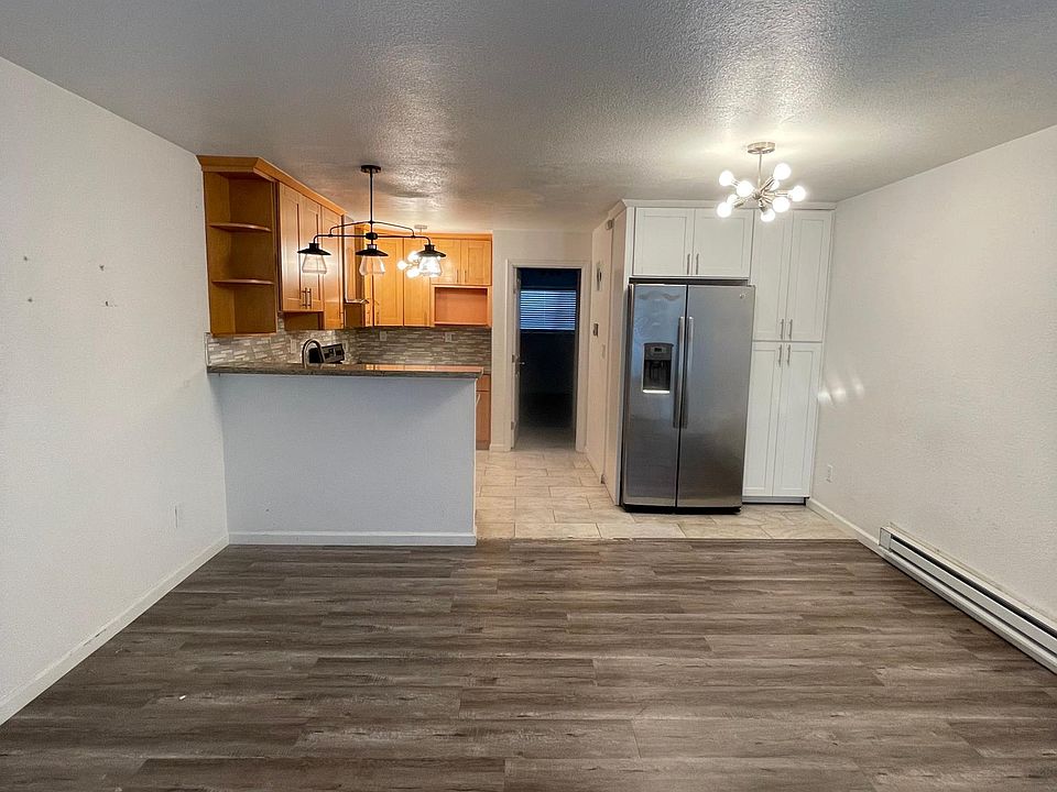 1st image of 964 Azure St #2