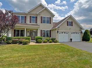 19 Beth Page Dr, Monroe Township, NJ 08831