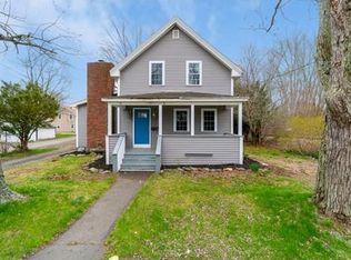 23 Hart St, Taunton, MA 02780