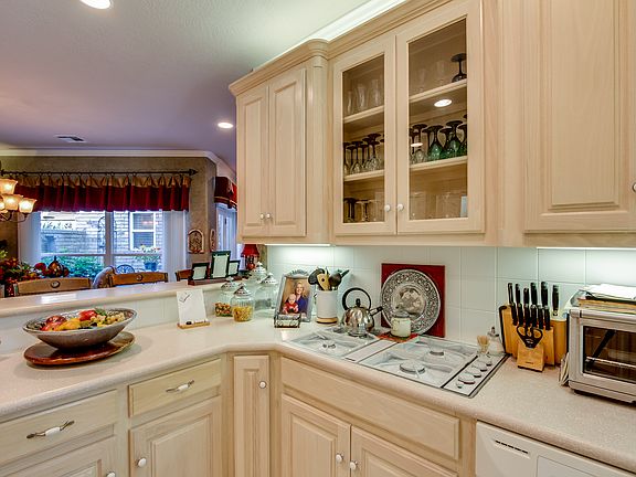 5th image of 3319 Stone Brook Ct