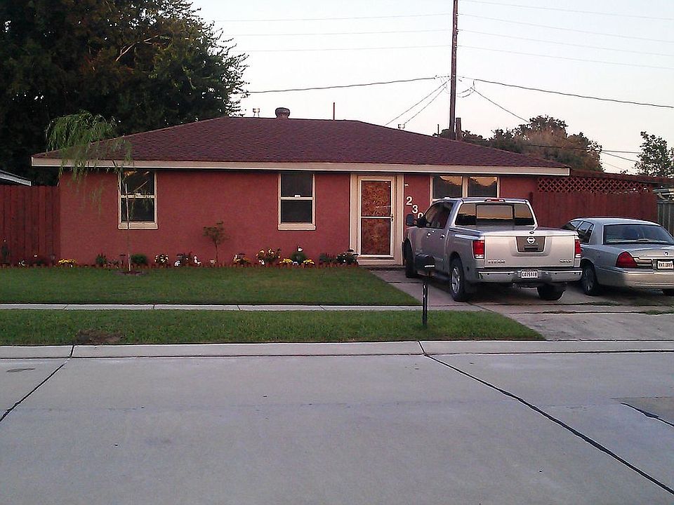 1st image of 2305 E Christie Dr