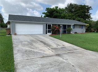 800 Monet St, Lehigh Acres, FL 33936