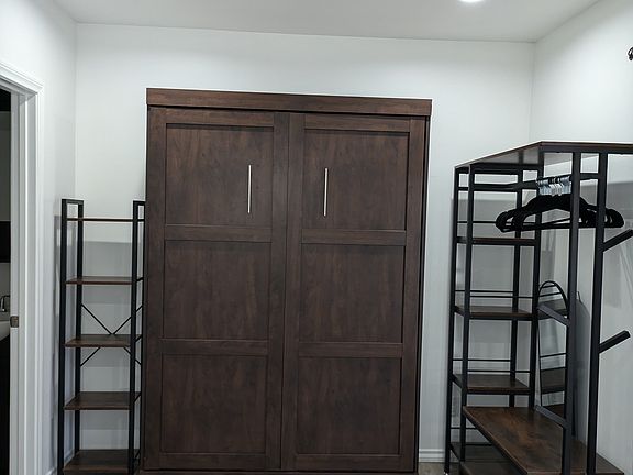 4th image of 3034 Sagamore Way #2