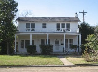 407 N Victoria St, Victoria, TX 77901
