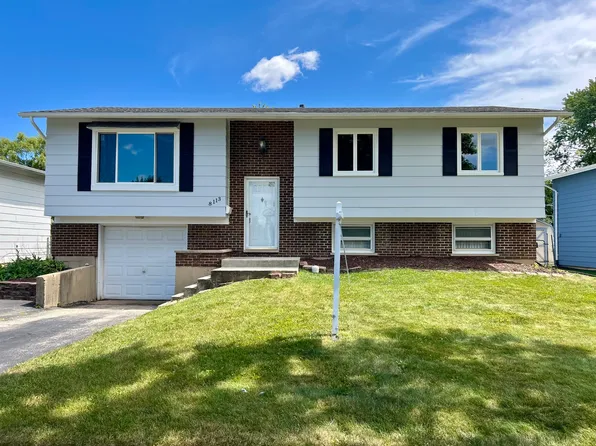 8113 Carlisle Dr, Hanover Park, IL 60133