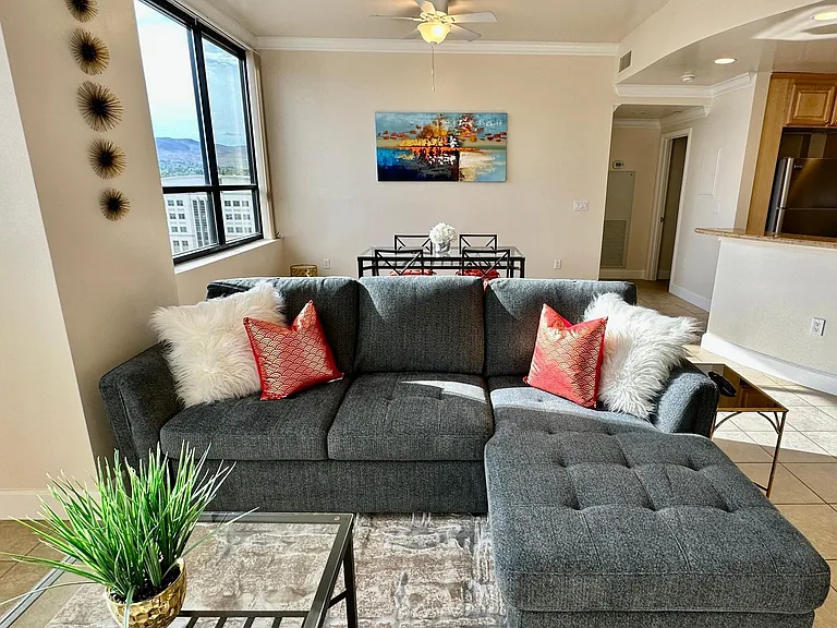450 N Arlington Ave #1405 — Photo 3