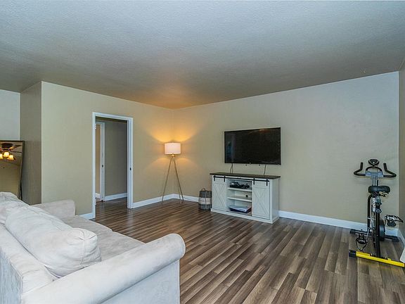 3rd image of 3826 E Harvard Ave