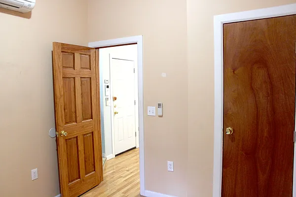 Rented by Brooklyn Key | media 11