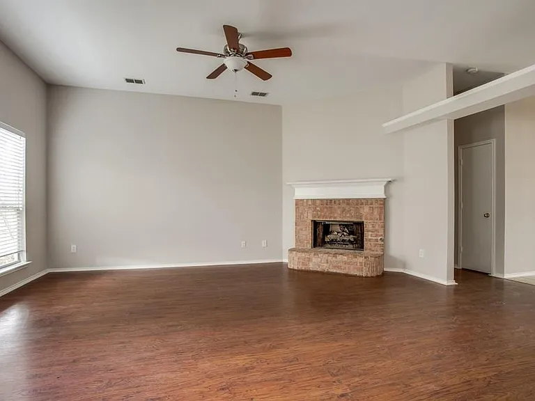 9213 Norfolk Ln — Photo 9