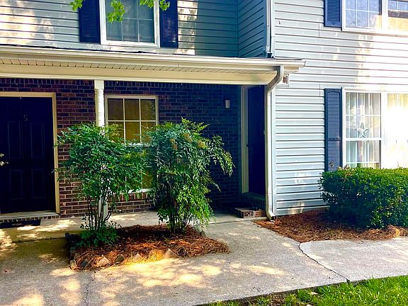 2nd image of 2494 Etiwan Ave #6F