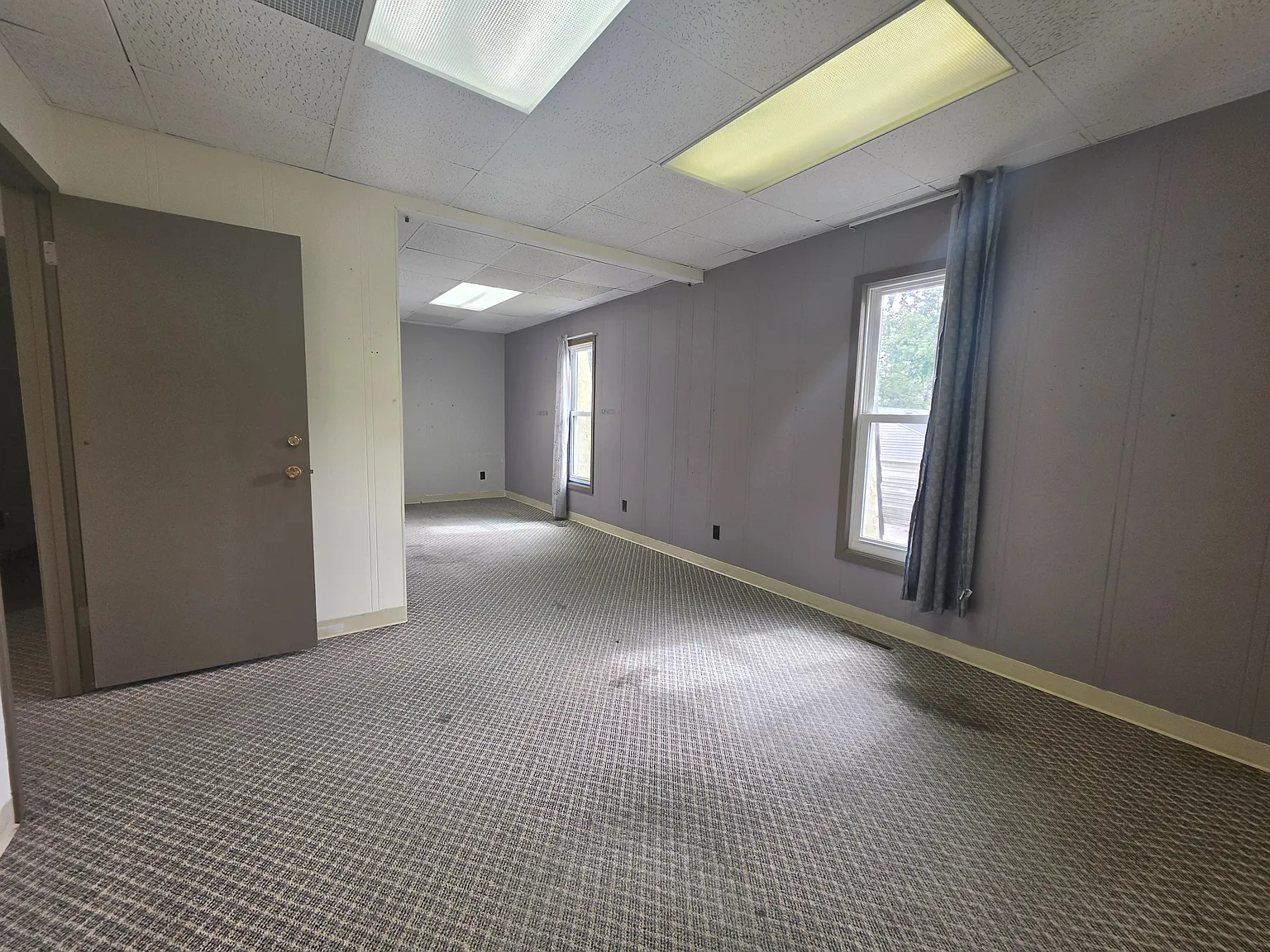 2315 Falls Ave unit #4 - 1 — Photo 2