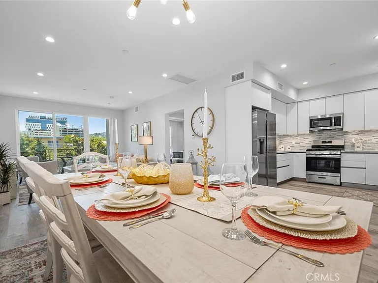 5820 La Mirada Ave #401 — Photo 13