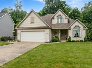 3932 Corby St NW, Uniontown, OH 44685