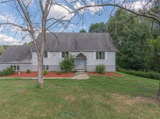 34 Fair Oaks Rd, Middletown, NY 10940