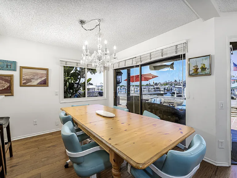 805 N Bay Front — Photo 11