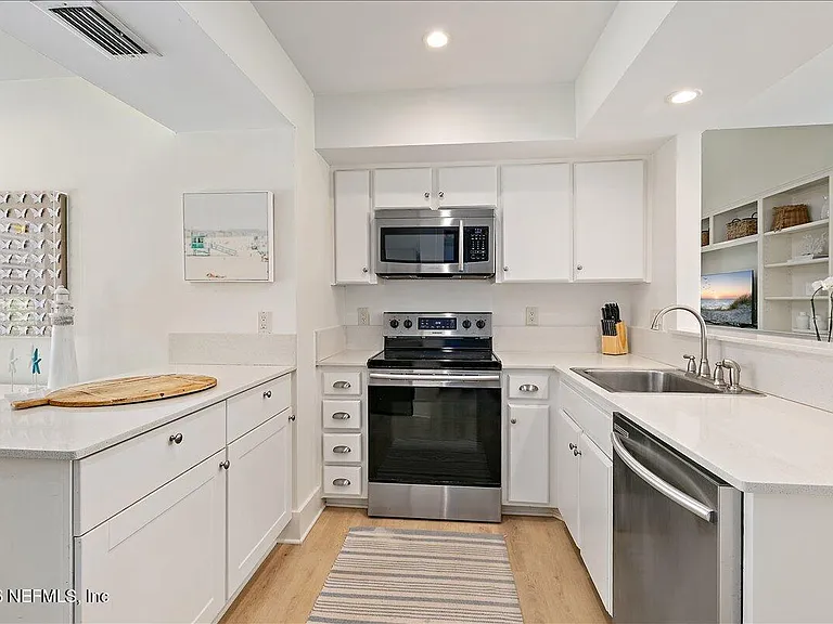 107 Island Dr — Photo 16