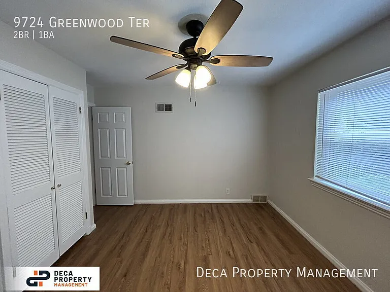 9724 Greenwood Ter — Photo 11