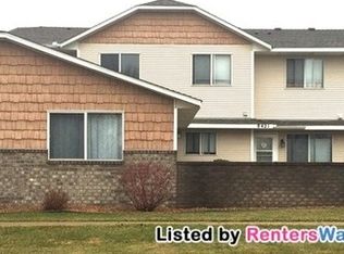 8417 S Pond Trl, Champlin, MN 55316