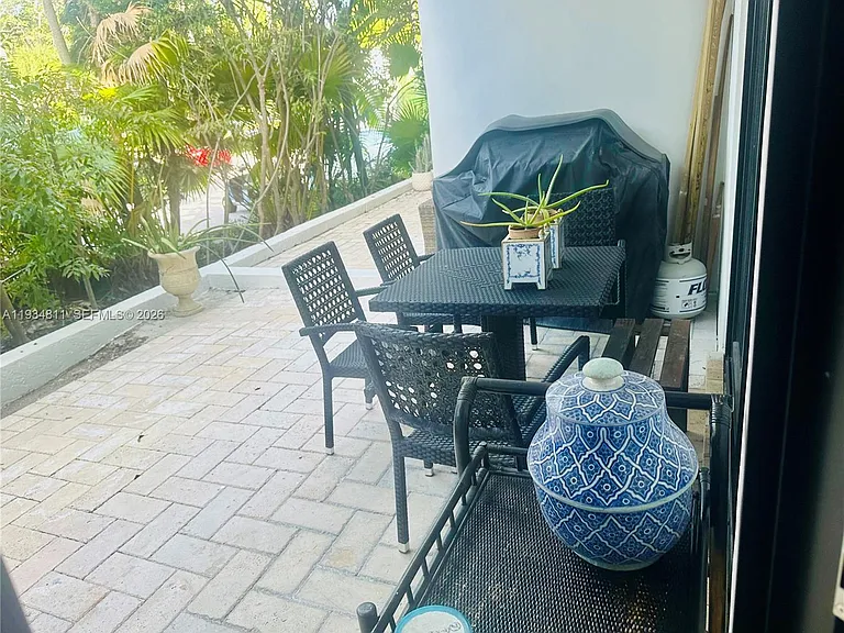 55 Ocean Lane Dr #1030 — Photo 3