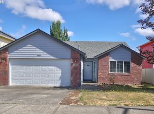 6693 SE Borwick St, Hillsboro, OR 97123
