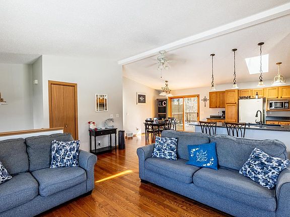 4th image of 895 WATERWORKS ROAD