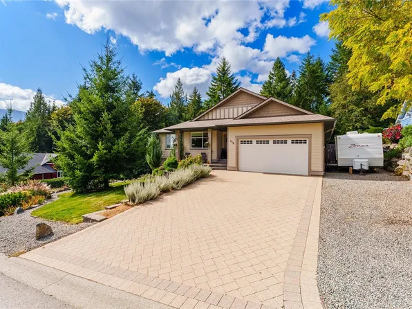 418 Winter Dr, Lake Cowichan, BC V0R 2G1