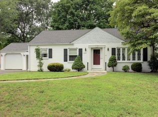404 Island Pond Rd, Springfield, MA 01118