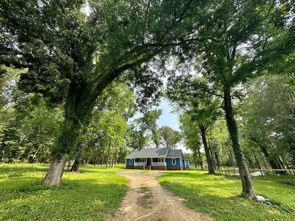 10955 Garners Ferry Rd, Eastover, SC 29044