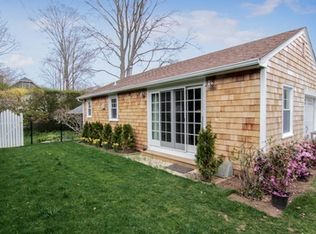27A Henry St, Southampton, NY 11968