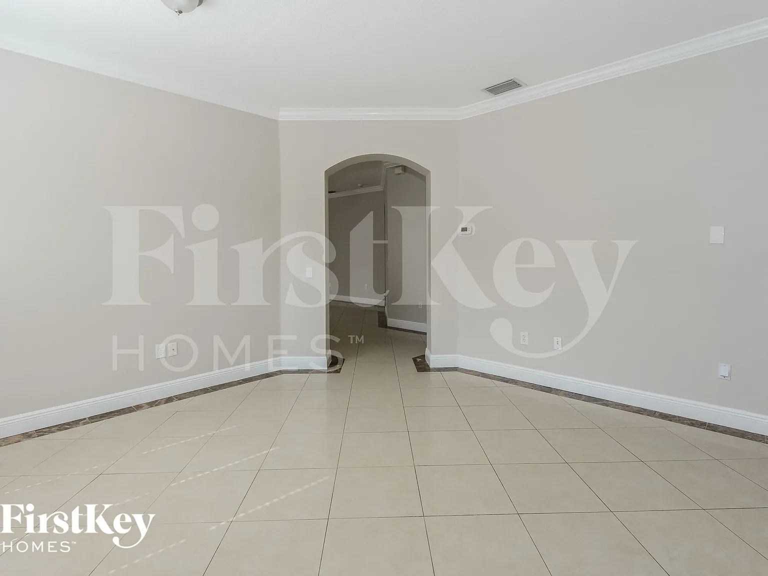 3 bed, 2.0 bath, 1792 sqft, $2,850 — Photo 3