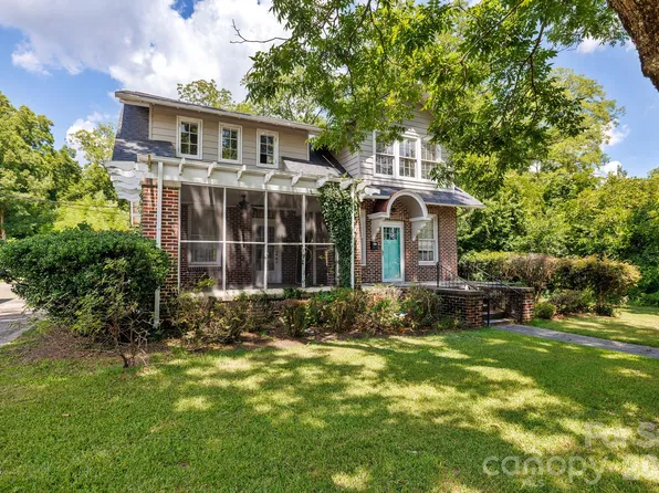 157 Walnut St, Chester, SC 29706