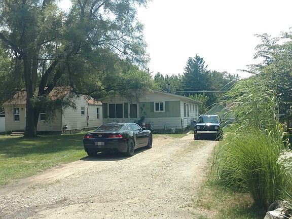 3rd image of 6785 Saline Dr