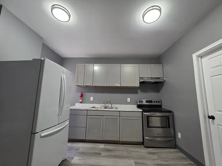 105 Walnut Ave #1 — Photo 9