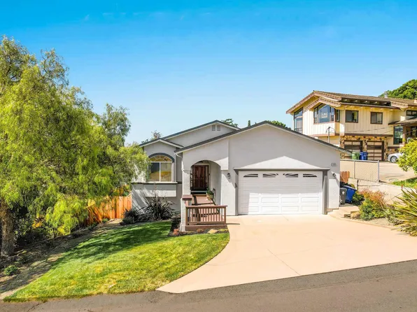 18761 Reamer Rd, Castro Valley, CA 94546